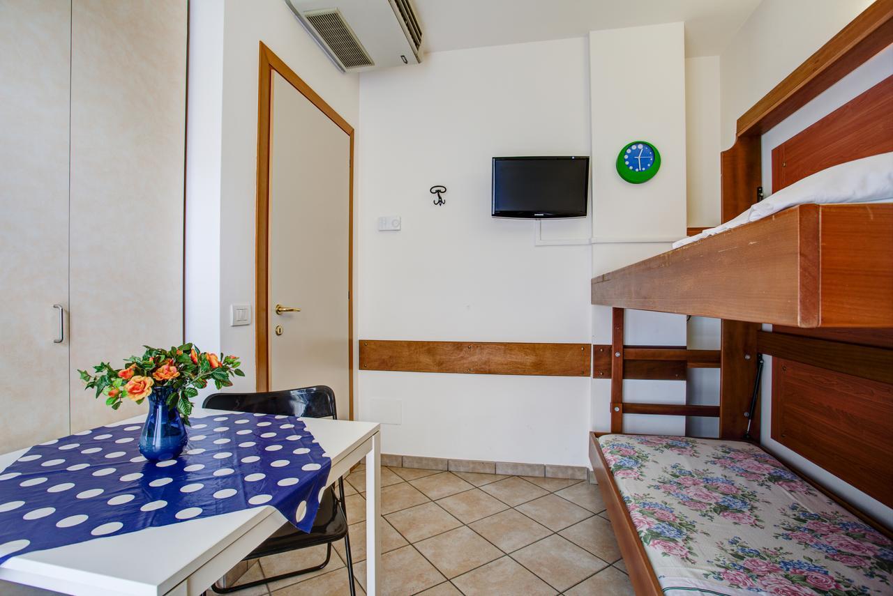 Ancora Hotel & Residence Cattolica Exterior foto
